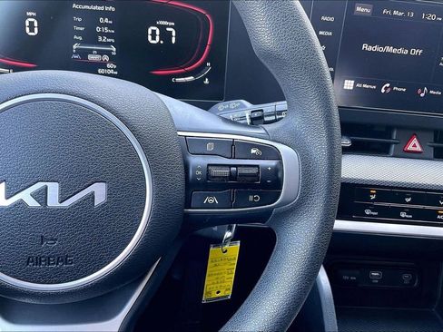 Certified 2024 Kia Sportage LX image 18