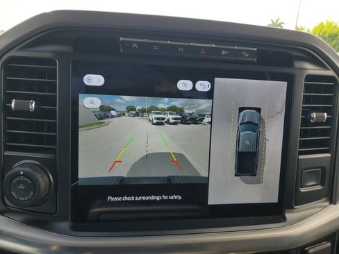 Used 2024 Ford F150 Lariat w/ FX4 Off-Road Package image 11