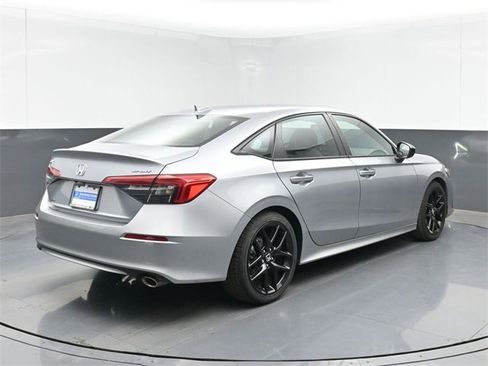 Used 2023 Honda Civic Sport image 10