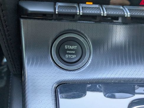 Used 2020 Jaguar F-TYPE R-Dynamic AWD/4WD image 28