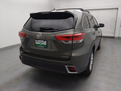 Used 2019 Toyota Highlander Limited image 7