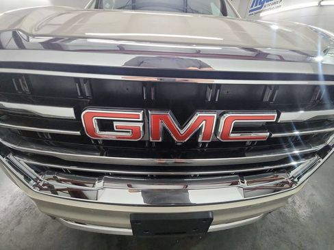 Used 2023 GMC Yukon SLT w/ SLT Luxury Package RWD image 31