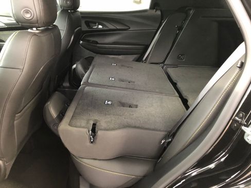 Used 2025 Chevrolet TrailBlazer ACTIV w/ Convenience Package AWD/4WD image 11