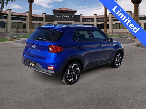 Certified 2025 Hyundai Venue Limited image 8