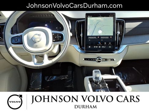 New 2026 Volvo XC90 B5 Ultra w/ Protection Package Premier AWD/4WD image 8