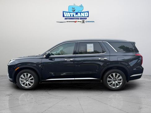 Used 2023 Hyundai Palisade SEL image 2