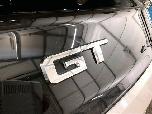 Used 2017 Ford Mustang GT Premium RWD image 13