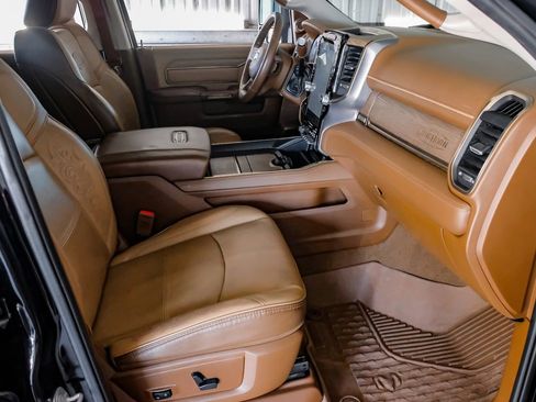 Used 2024 RAM 2500 Limited w/ Safety Group image 12