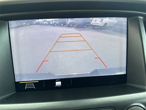 Certified 2019 GMC Canyon SLT w/ Driver Alert Package image 21