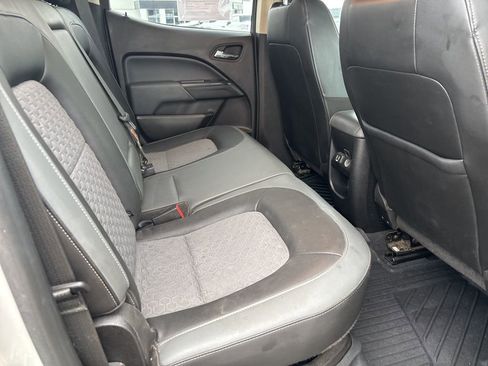 Used 2019 Chevrolet Colorado Z71 image 12