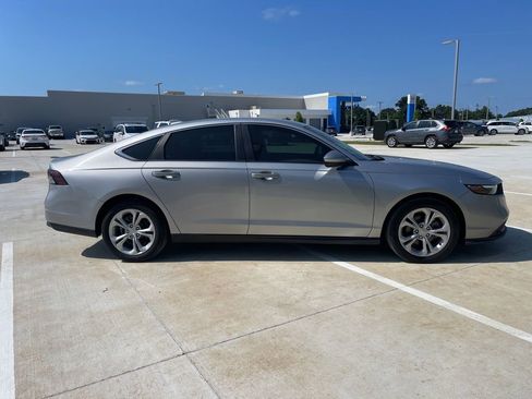 Used 2024 Honda Accord LX image 4