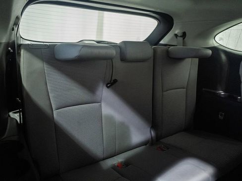 Used 2022 Toyota Highlander LE AWD/4WD image 36