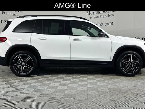 Used 2023 Mercedes-Benz GLB 250 image 3