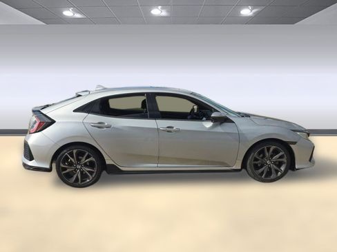 Used 2018 Honda Civic Sport Touring image 8