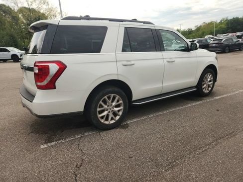 Used 2021 Ford Expedition XLT AWD/4WD image 5