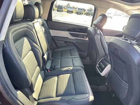 Used 2024 Lincoln Nautilus Reserve w/ Equipment Group 202A image 28