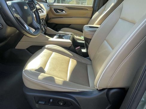 Used 2024 Chevrolet Tahoe Premier image 12