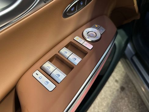 New 2026 Genesis GV70 2.5T Advanced image 11