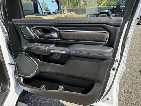 Used 2023 RAM 1500 Laramie AWD/4WD image 8