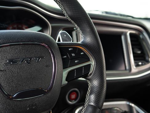 Used 2019 Dodge Challenger SRT Hellcat Redeye image 32