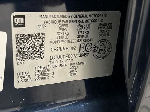 Used 2023 GMC Sierra 1500 SLT image 30