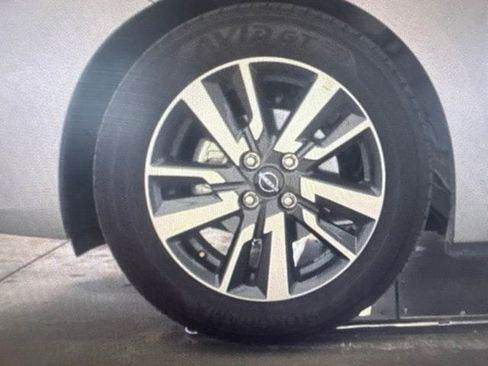 Certified 2025 Nissan Versa SV FWD image 29