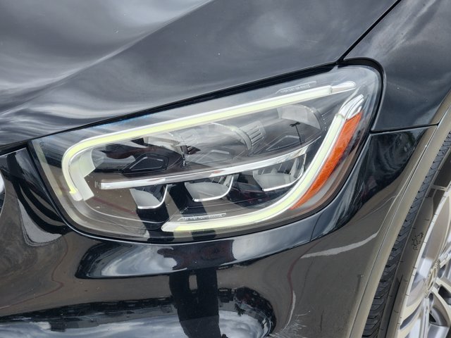Used 2022 Mercedes-Benz GLC 300 image 9