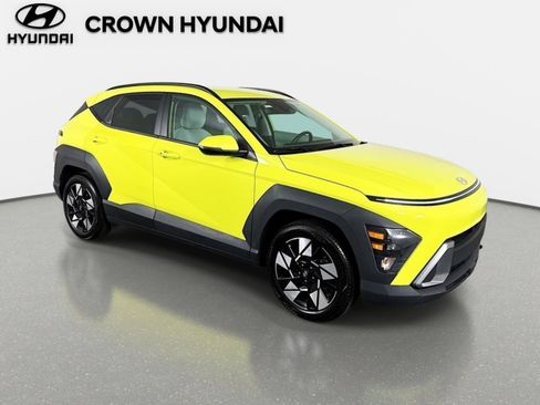Certified 2024 Hyundai Kona SEL FWD image 3
