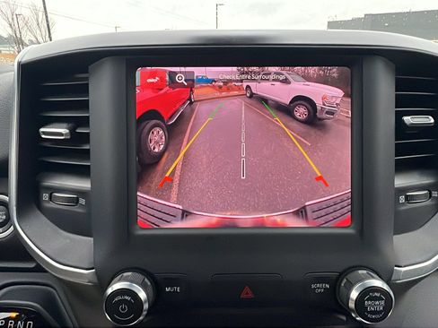 Used 2024 RAM 2500 Big Horn w/ Bed Utility Group image 33