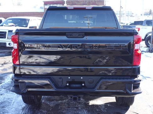 Used 2023 Chevrolet Silverado 1500 Custom image 8