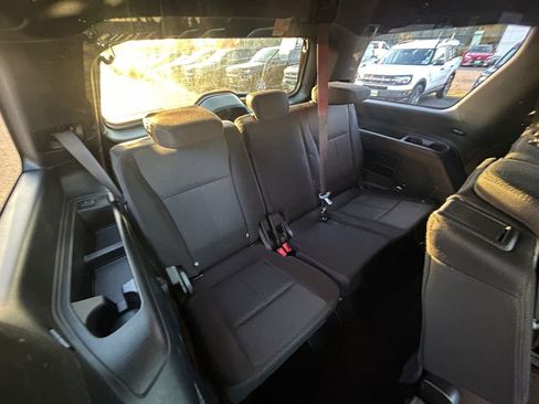 Used 2020 Ford Expedition XLT image 35