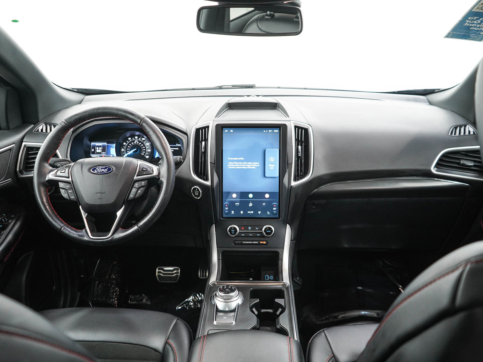Used 2022 Ford Edge ST-Line w/ Class II Trailer Tow Package AWD/4WD image 13