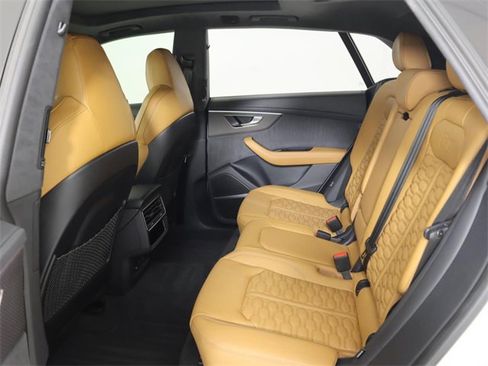 Used 2025 Audi RS Q8 performance image 15