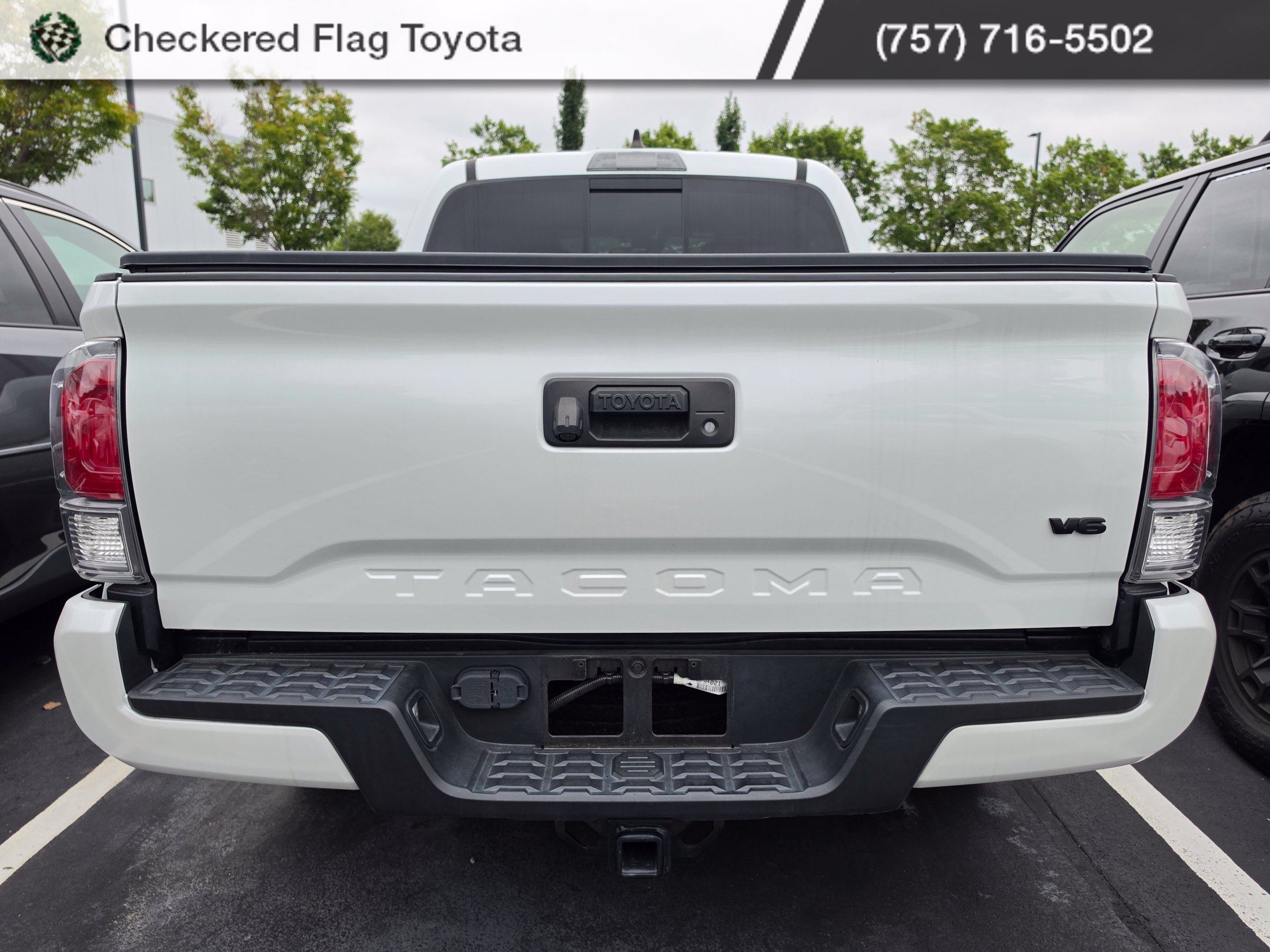Used 2023 Toyota Tacoma TRD Sport AWD/4WD image 5