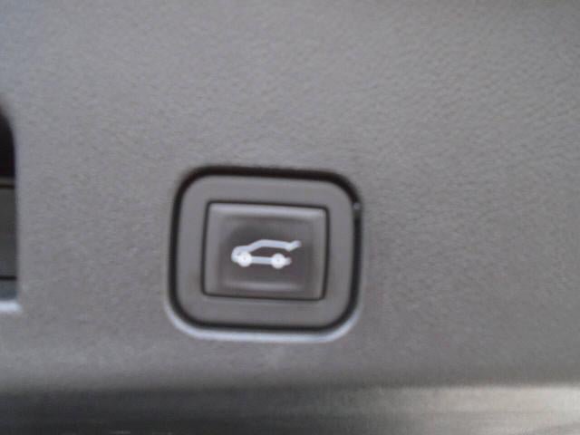 Used 2024 Chevrolet Traverse RS AWD/4WD image 37