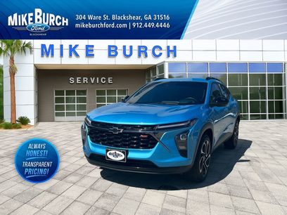 Used 2025 Chevrolet Trax RS w/ Driver Confidence Package