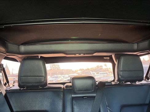 Used 2021 Ford Bronco Badlands image 42