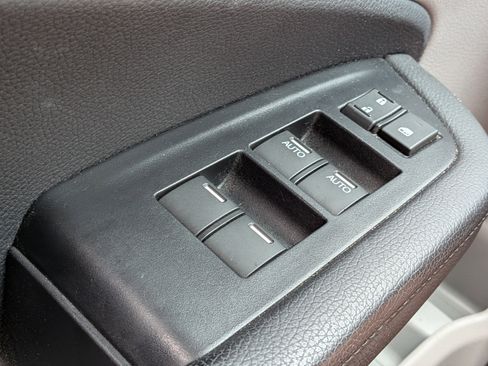 Used 2021 Honda Pilot LX image 21