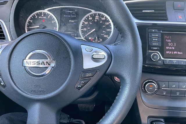 Used 2016 Nissan Sentra SV w/ Style Package FWD image 11