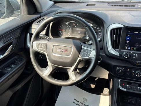 Used 2024 GMC Terrain SLT FWD image 18