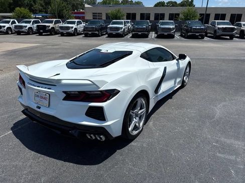 Used 2020 Chevrolet Corvette Stingray Preferred Cpe w/ 2LT Preferred Equipment Group RWD image 17
