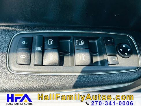 Used 2021 Dodge Charger SXT w/ Leather Interior Group RWD image 30