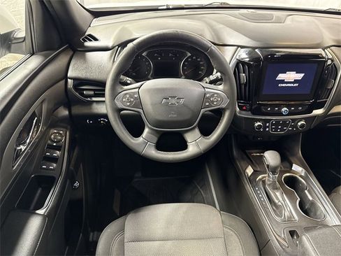 Certified 2023 Chevrolet Traverse LT w/ Midnight/Sport Edition image 15