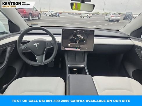 Used 2023 Tesla Model Y Long Range image 8