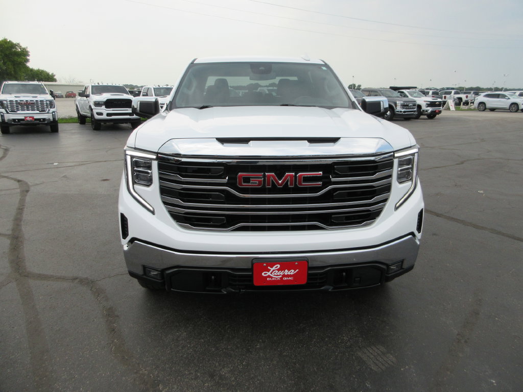 Certified 2022 GMC Sierra 1500 SLT w/ SLT Premium Package AWD/4WD image 13