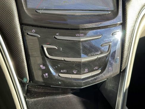 Used 2014 Cadillac XTS Premium image 28