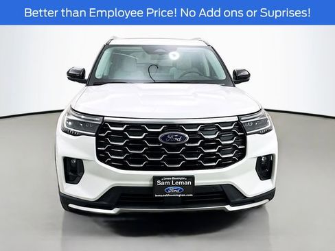 New 2026 Ford Explorer Platinum w/ LUX Leather Package AWD/4WD image 2