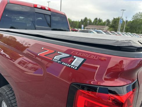 Used 2018 Chevrolet Silverado 1500 LT w/ All Star Edition AWD/4WD image 6