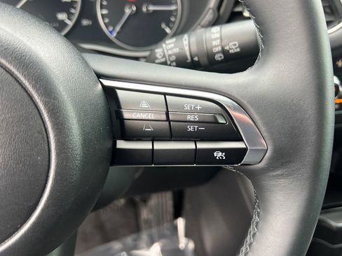 Used 2024 MAZDA MAZDA3 s image 24