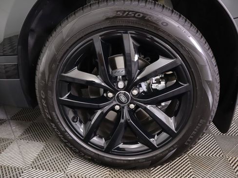 New 2026 Land Rover Range Rover Velar S image 32